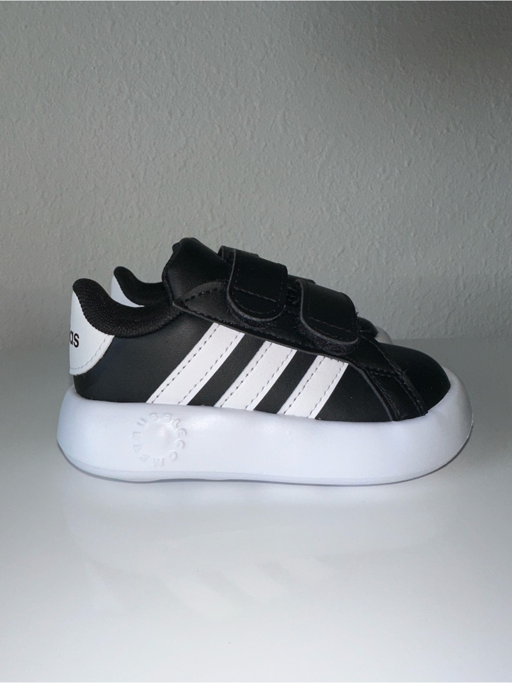 Adidas Grand Court 2.0 Sneakers Toddler US 6 Black Lifestyle Shoes